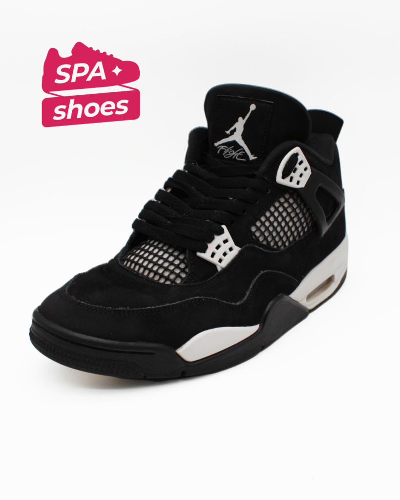 Curățare și vopsire Nike Jordan Retro 4